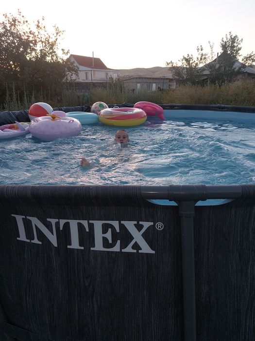 Продам большой каркасный бассейн