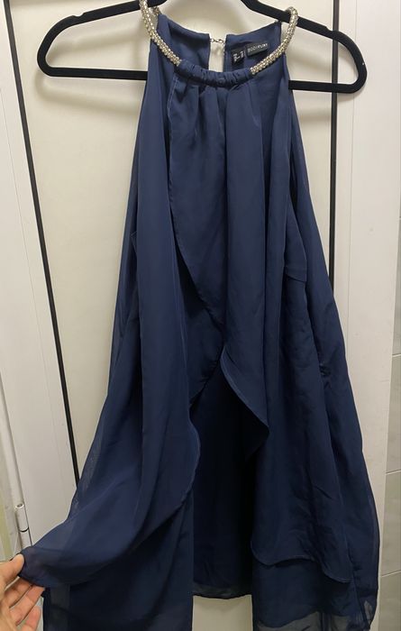 Парти рокли М размер