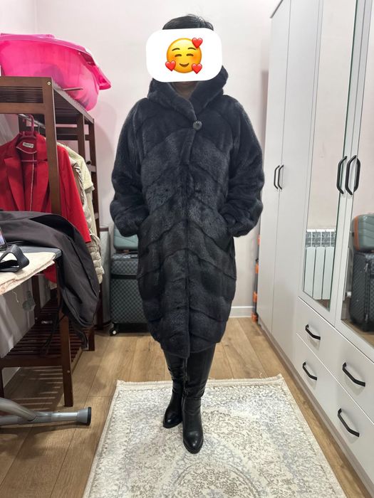 Продам норковую шубу