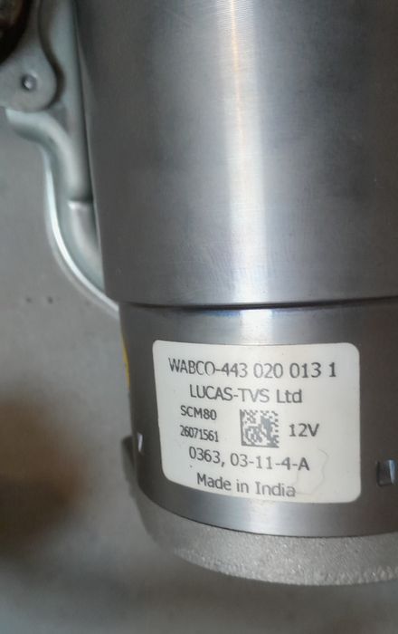 БМВ Х5 Е53 компресор въздушно окачване гумено  каре и преден кардан