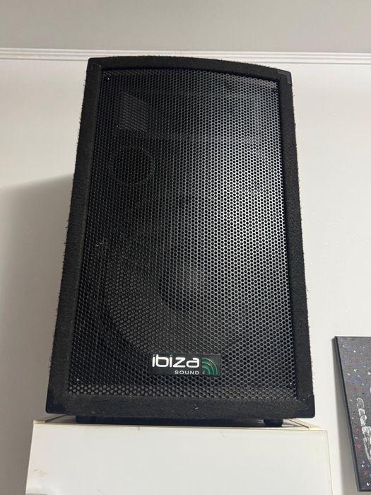 Se vinde  Sistem audio ibitza sound 2400w