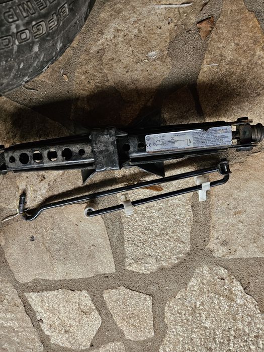 Резервна гума патерица за Bmw X3 125/70/17