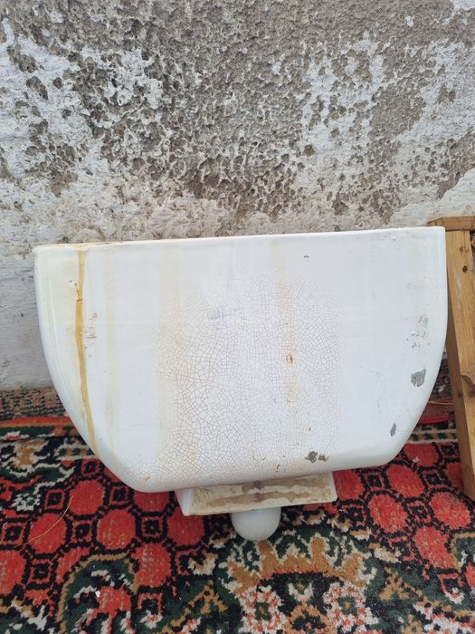 Унитаз бачок урисдики