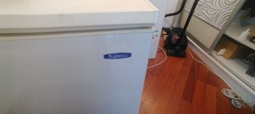 Продам морозильник