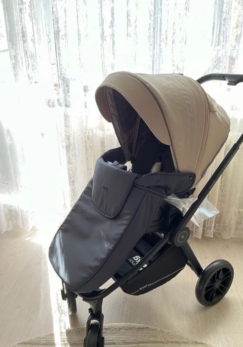 Коляска 3 в 1 состояние отличное