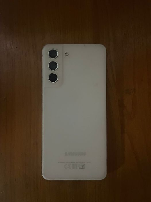 Продам Samsung s21 fe 5g