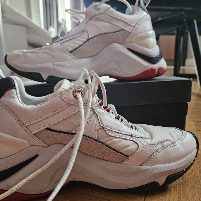 Оригинални маратонки Tommy Hilfiger