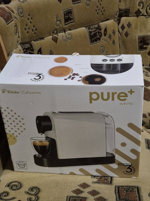 Vând urgent aparat de cafea cu capsule,nou,in cutie!!
