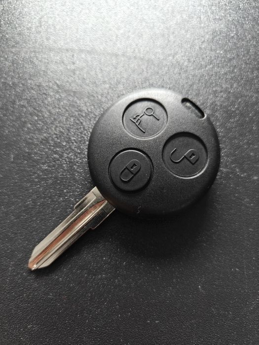 Cheie Smart 3 butoane - carcasa Iveco - Opel astra