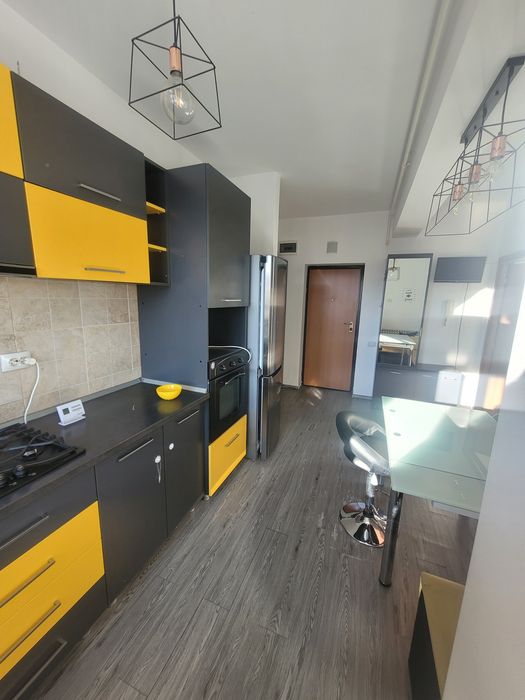 Proprietar vând apartament cu 2 camere în Pitesti