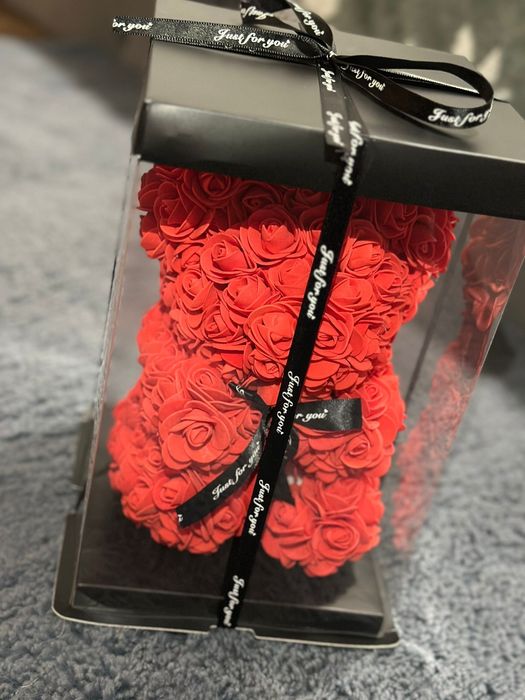 Ursi rosii din spuma