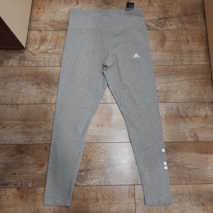 р-рL; XL Аdidas Women's Essentials High-Waisted клин