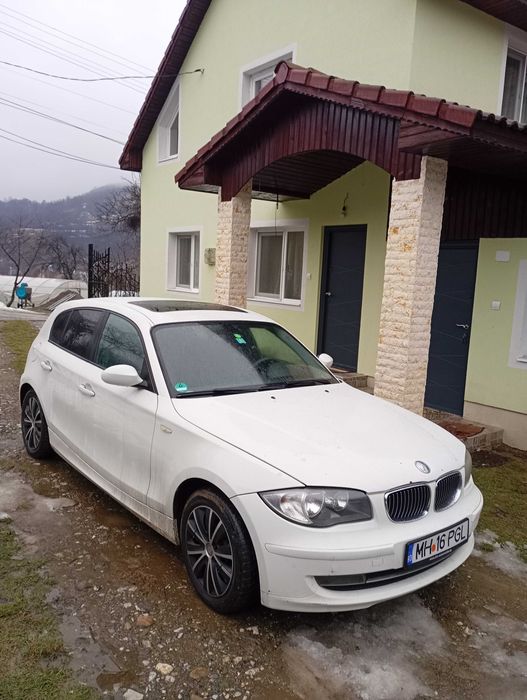 Vând bmw seria 1