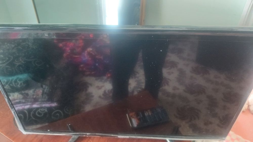 televezor roison 32 ( ekran singan )