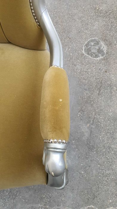 Scaun / Fotoliu in stil baroc - Necesita mici reparatii