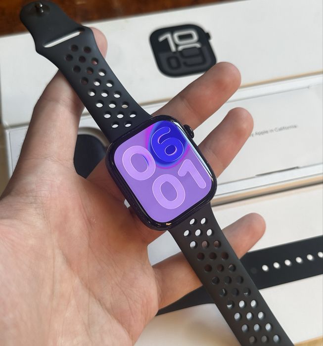 Apple watch 10/46 97% Jet Black