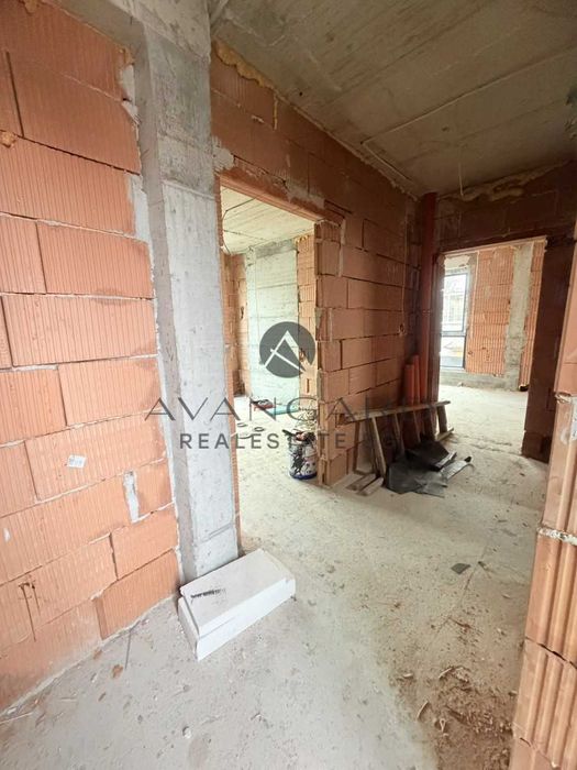 Продава се Двустаен апартамент в Пловдив, Център - 111 кв.м за 1079 €/кв.м - Снимка #5