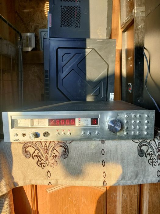 Vând radio SABA MD 292