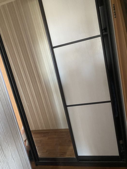 Продам шкаф-купе