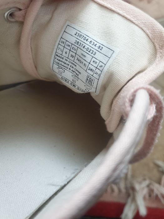 Papuci Levi's  marimea 39