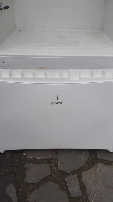 Vind motor/compresor 220 v frigider Indesit