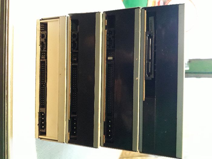 Vand Unitati Optice Desktop (PC)