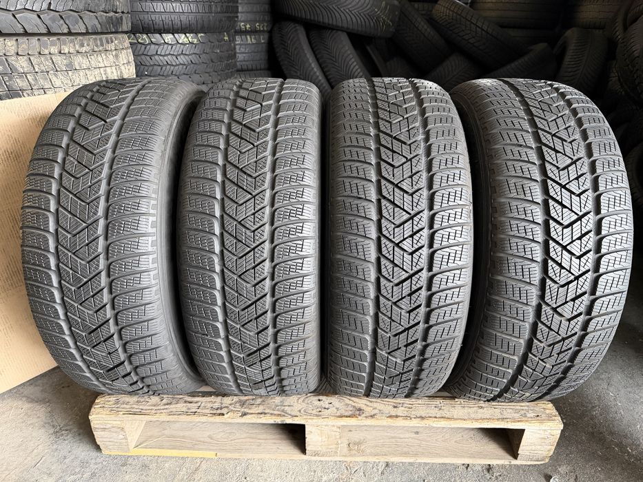 4 anvelope iarna 235/60/17 , Pirelli , 6.5-7.5 mm !
