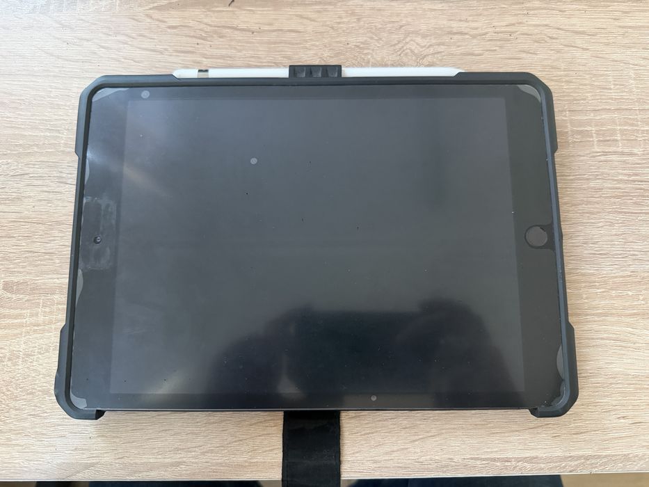 Ipad 7th gen 2019 32gb wi-fi + Apple pencil Gen 1