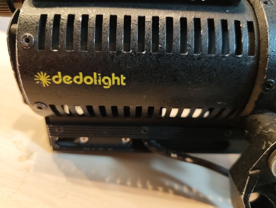 Световой прибор Dedolight