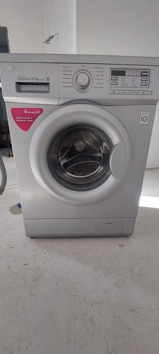 Продам стиральную машину LG 5.5 kg