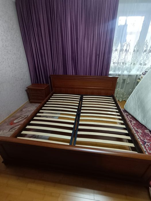 Двухспальная кровать