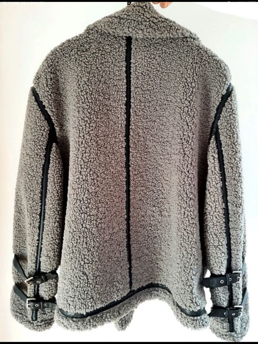 Jacheta brand ZARA