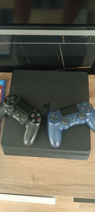 Продам  sony playstation 4