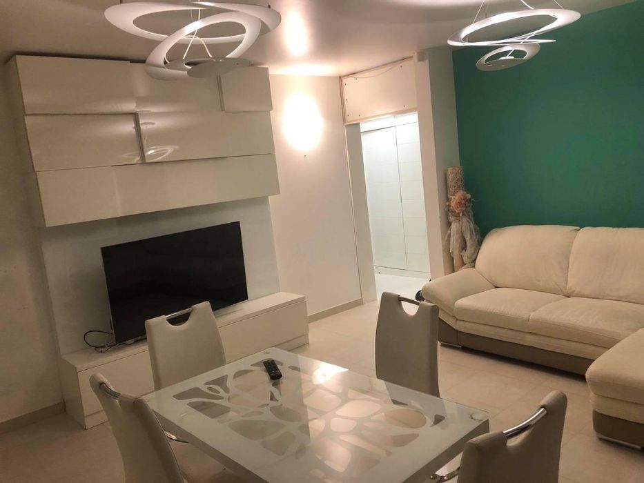 Дава се под наем Двустаен апартамент в София, Дианабад - 62 кв.м за 649 € - Снимка #2