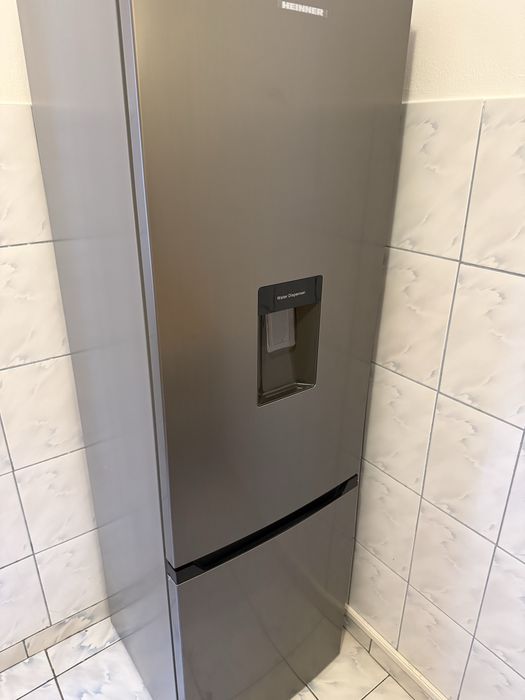 Inchiriez apartament doua camere ultracentral parter