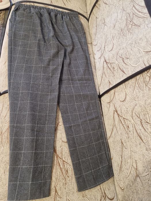Pantaloni de damă
