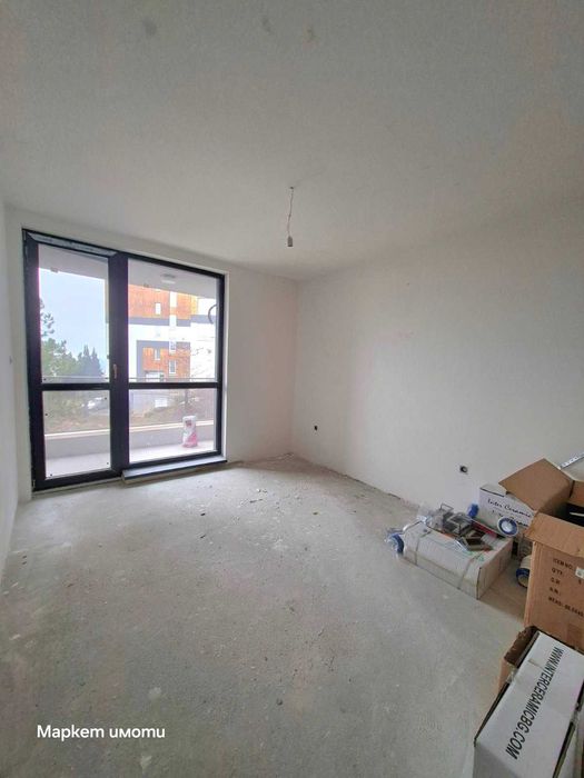 Две стаи с бокс, Била 1