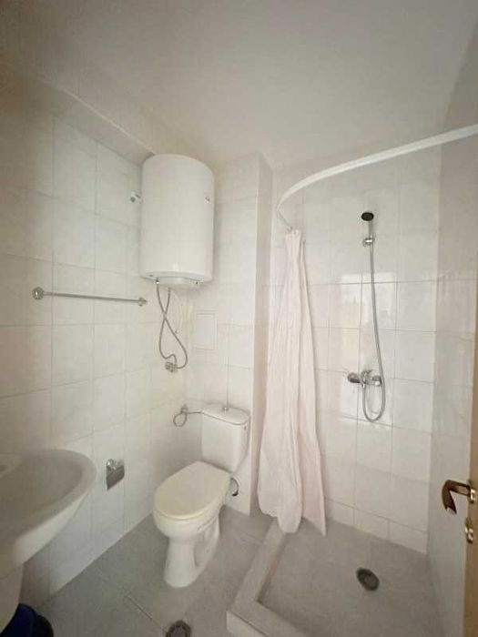 Продава се Двустаен апартамент в Бургас, Възраждане - 64 кв.м за 1202 €/кв.м - Снимка #9