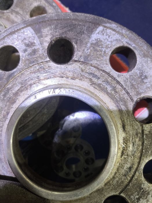 Тунинг фланци H&R 2x15 мм 2055571B за моделите от Wv grup