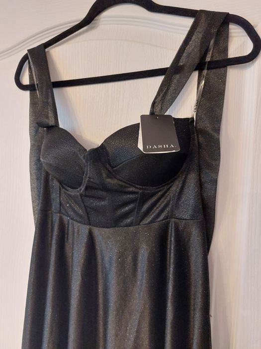 Rochie ocazie neagra tulle. Rochie ocazie sclipici. Rochie midi