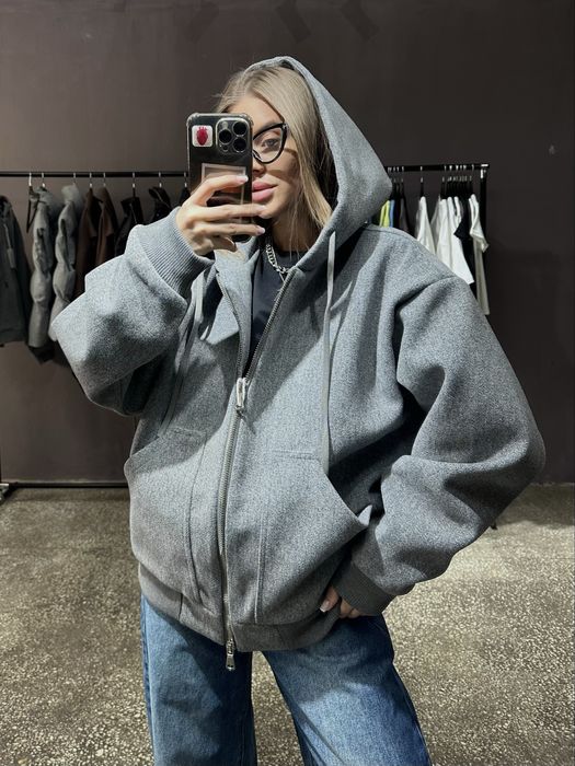 Продам бомбер производство:Корея