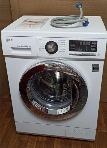 Продам стиральную машину LG