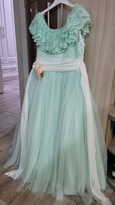 Платья на девочку