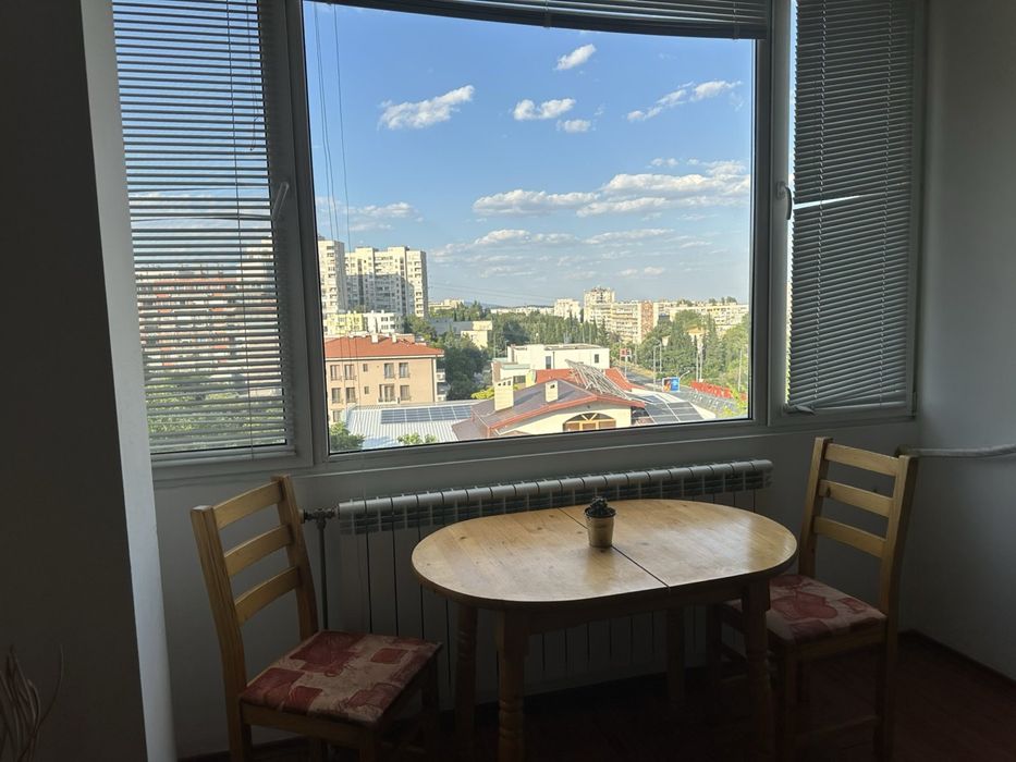 Дава се под наем Тристаен апартамент в Стара Загора, Железник - изток - 60 кв.м за 255 € - Снимка #1