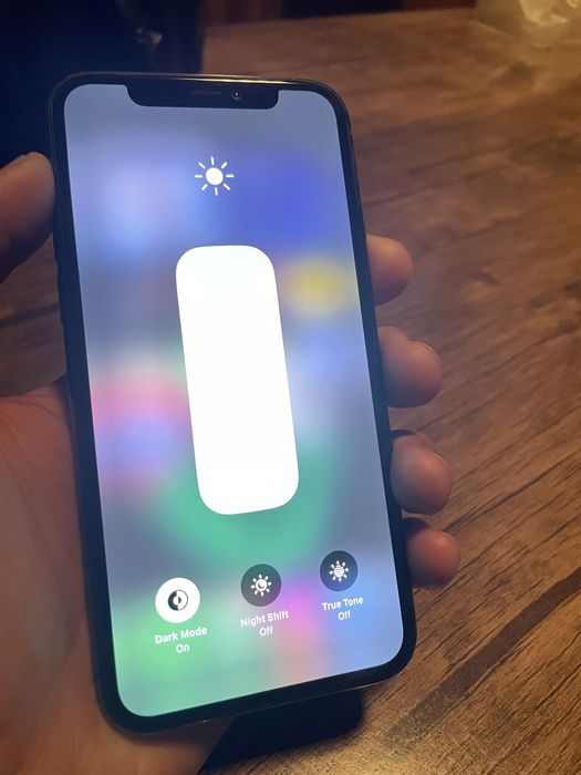 Iphone 11pro 64 83%emkos xolati ideal face id ishledi