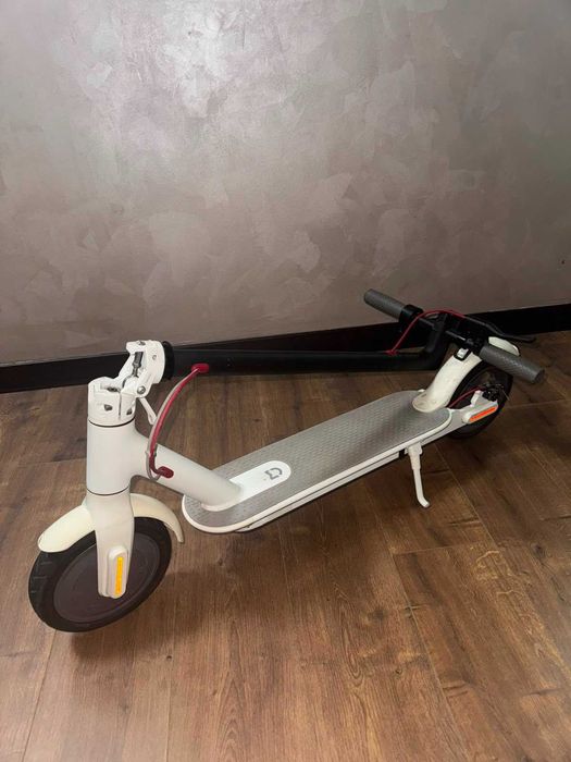 Электросамокат Xiaomi M365S