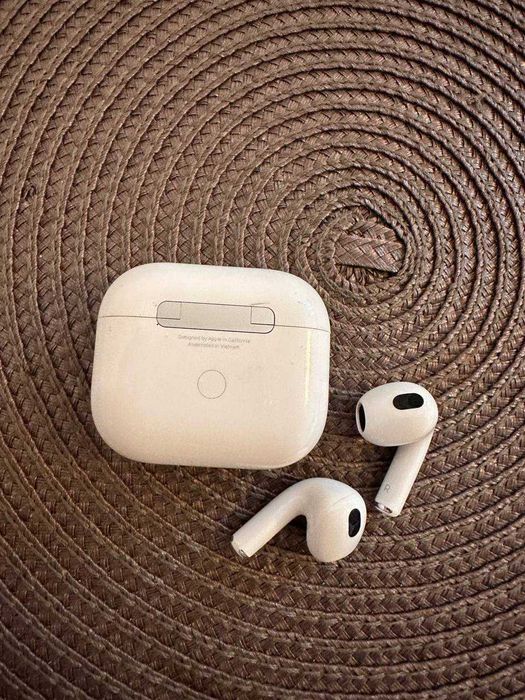 Casti in ear wireless Airpods 3