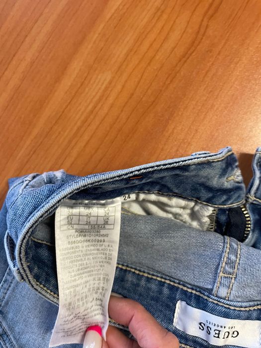 Оригинални къси панталонки Guess