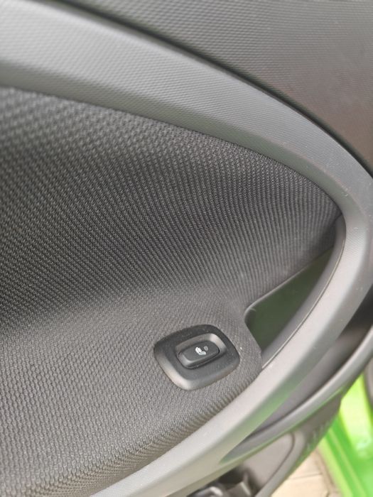 Smart Fourfour electric