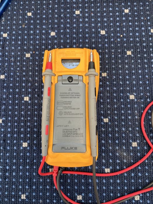 Fluke 115 Multimeter